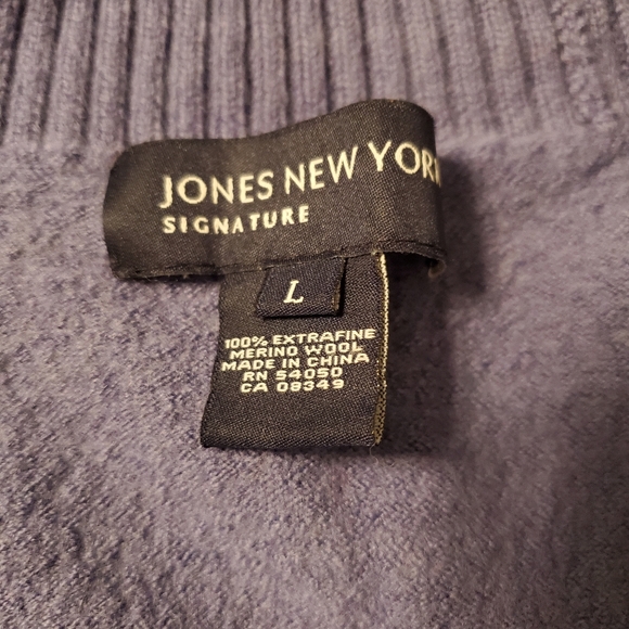 Jones New York Signature Merino Wool Vest - Picture 2 of 3